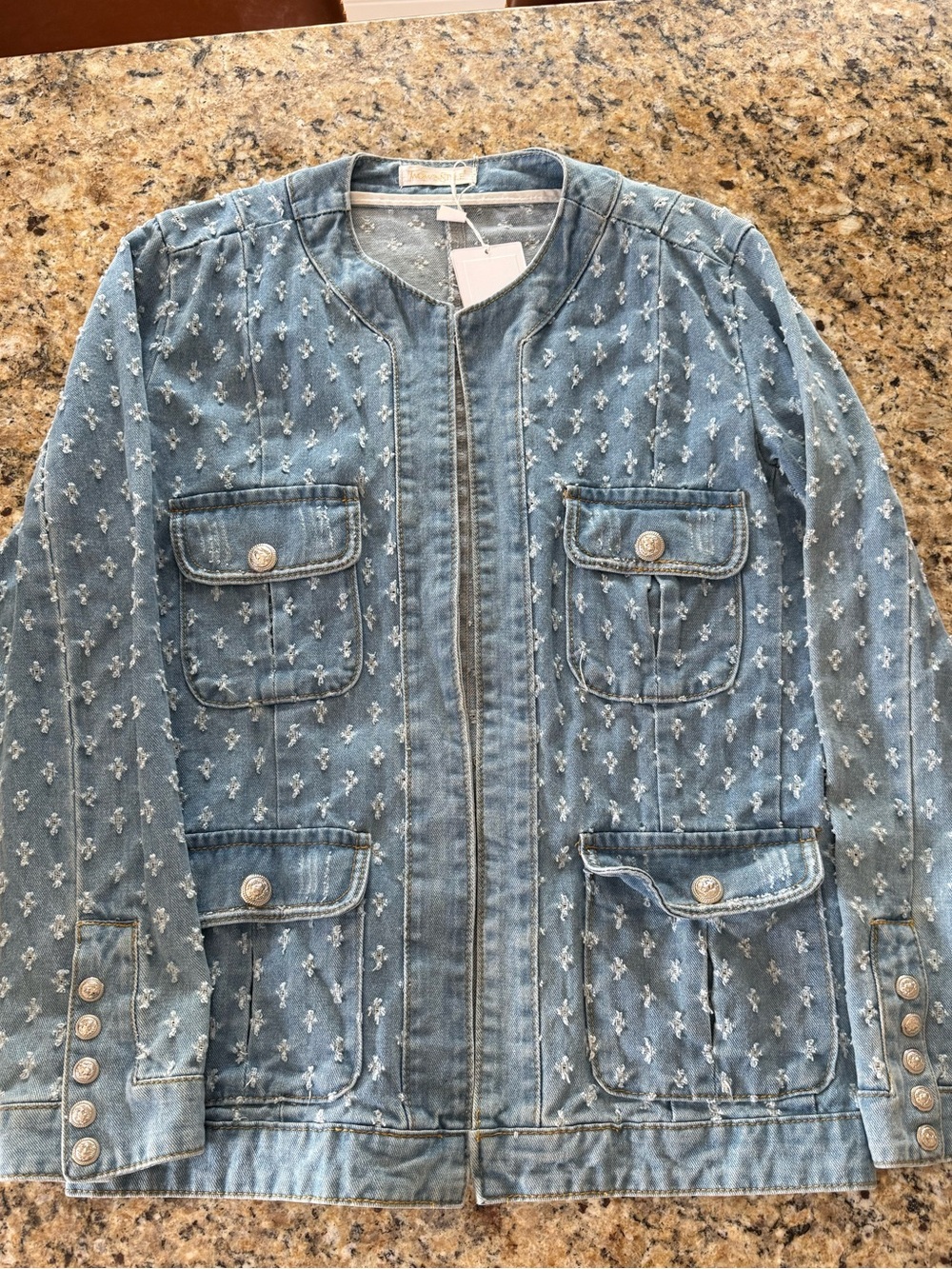 NWT Women’s TWO TWIN STYLE Jean Jacket size MEDIUM